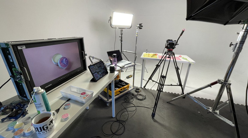 Studio 2