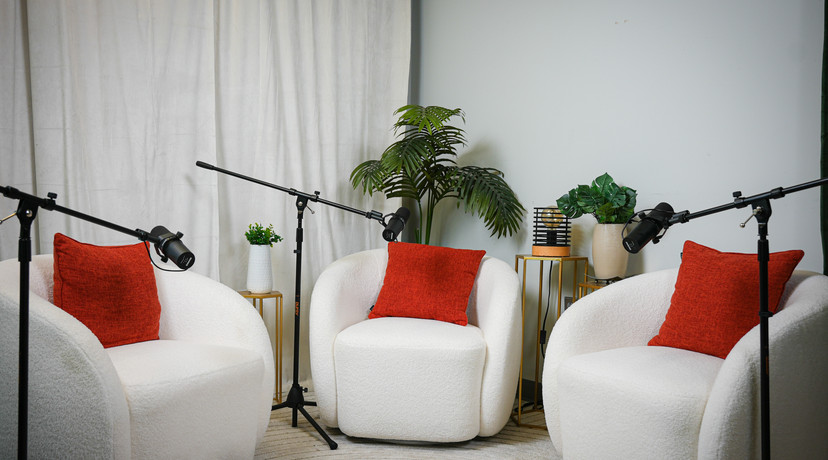 The Modern Lounge