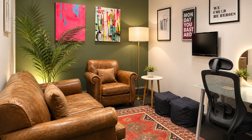 Cozy Meeting Room